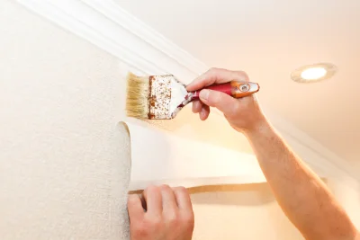Pose de papier peint à Belsentes — revêtements muraux et toiles de verre